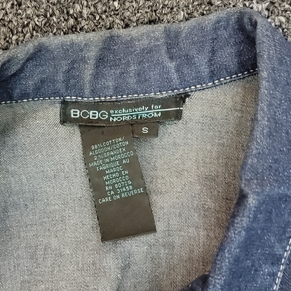 BCBG jean jacket size S - Picture 5 of 5